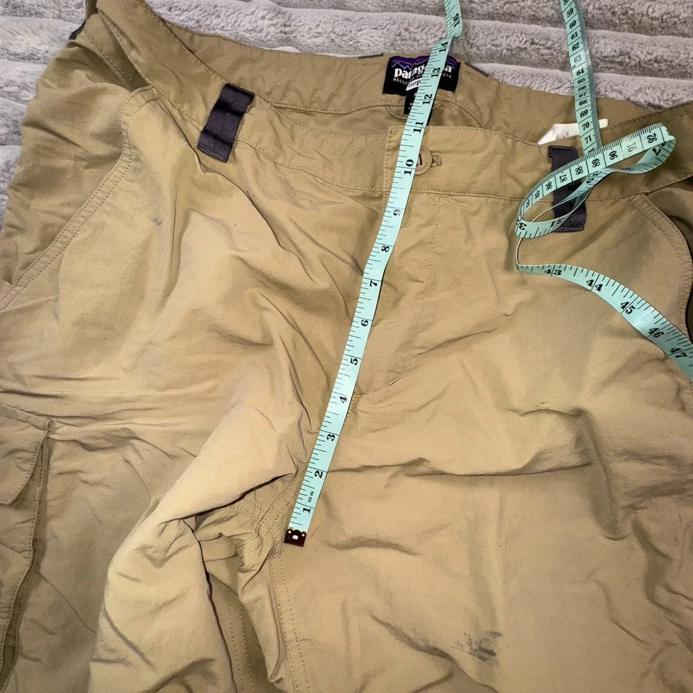 Patagonia Men XL GI III Zip Off Pants Shorts Retro Khaki Convertible 36x31 Cargo